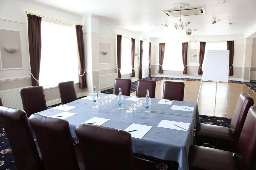 Cliff Head Hotel Carlyon Bay Exterior foto