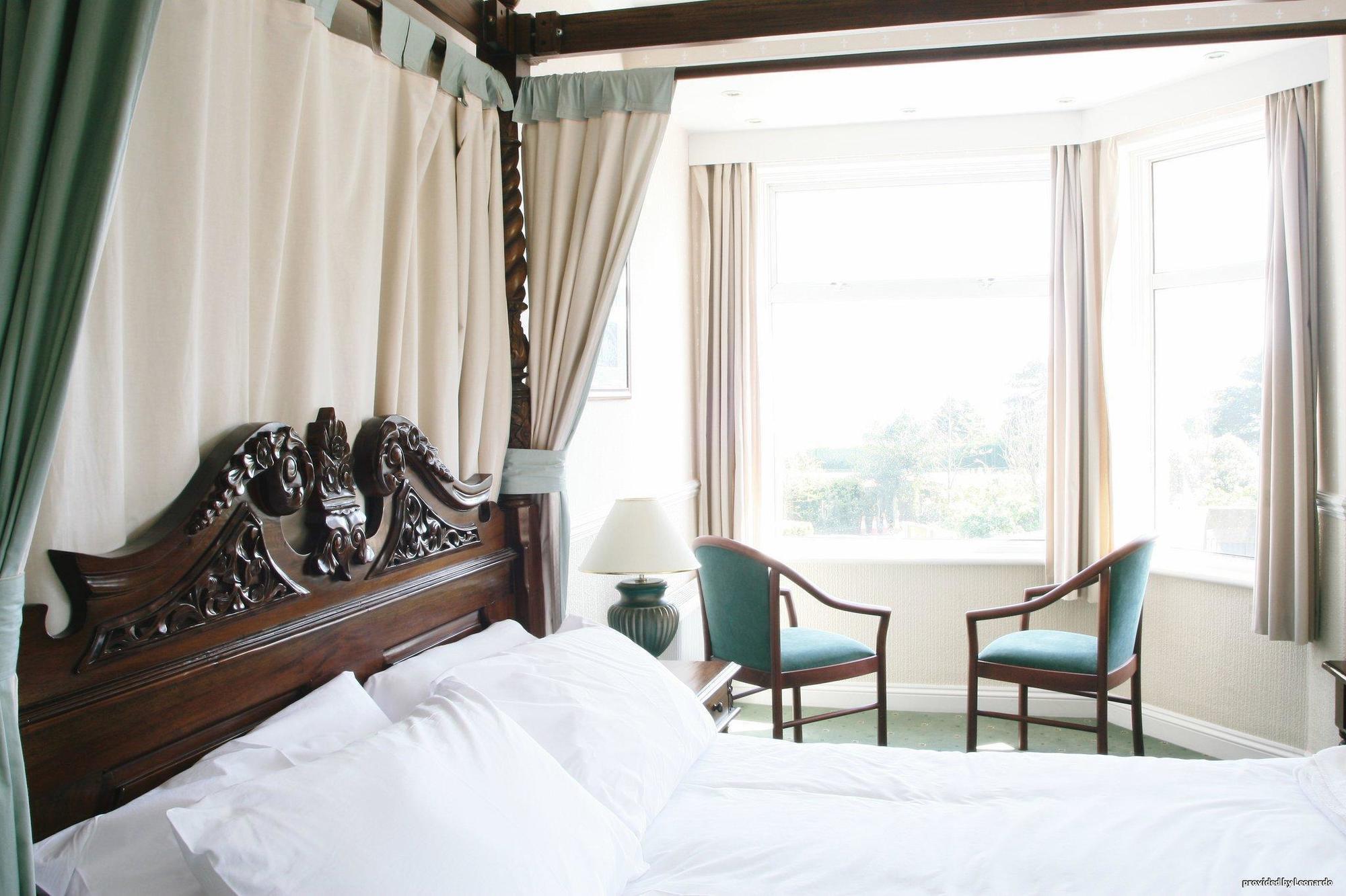 Cliff Head Hotel Carlyon Bay Quarto foto