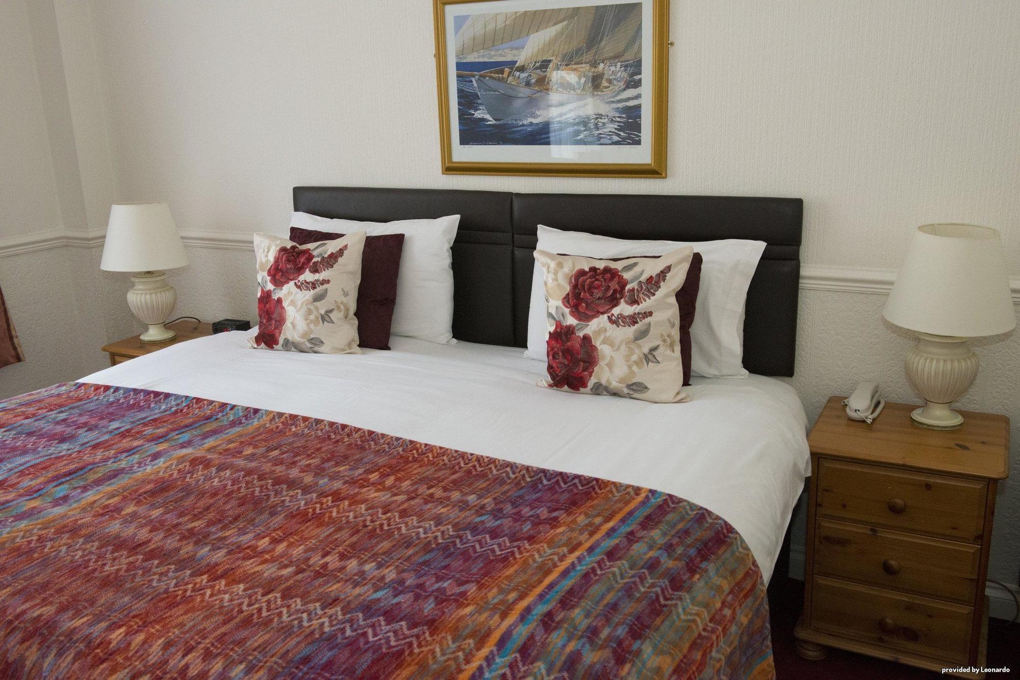 Cliff Head Hotel Carlyon Bay Exterior foto